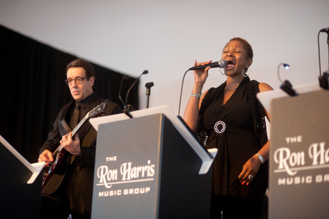 action photo, ron harris music group, band at cocktail hour, closing party, annual conference, chicago navy pier