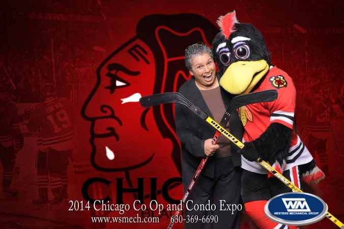 green screen photography, fab photo, chicago, tommy hawk, blackhawk mascot onsite photo souvenir