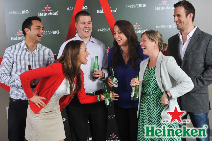 step and repeat photo activity with onsite printing for heineken new bottle launch, chicago willis tower