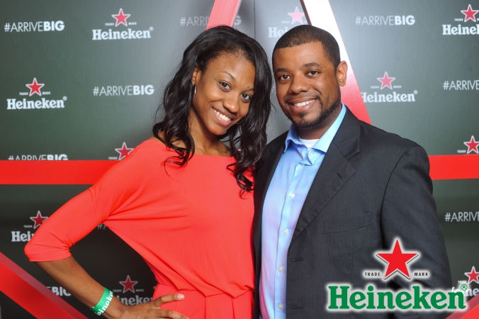 step and repeat photo activity with onsite printing for heineken new bottle launch, chicago willis tower